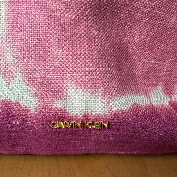 Calvin Klein Reversible Tote Bag - (1) Yellow, Ivory, Pink & Fuchsia & (2) Tan - Picture 3 of 14